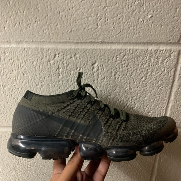 hunter green vapormax